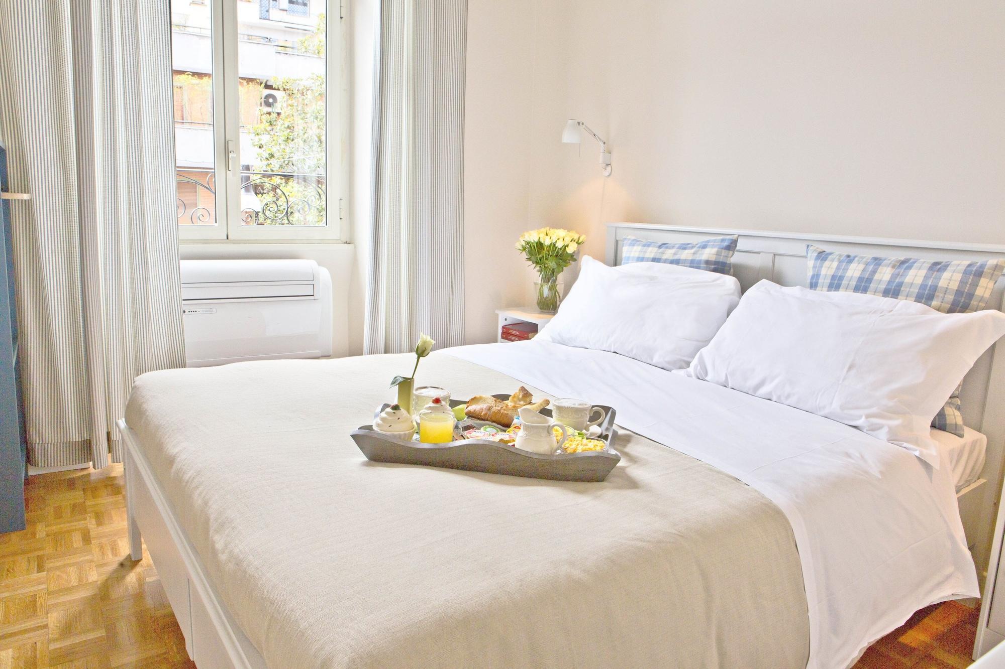 Residenza I Rioni Guesthouse Rom Exteriör bild